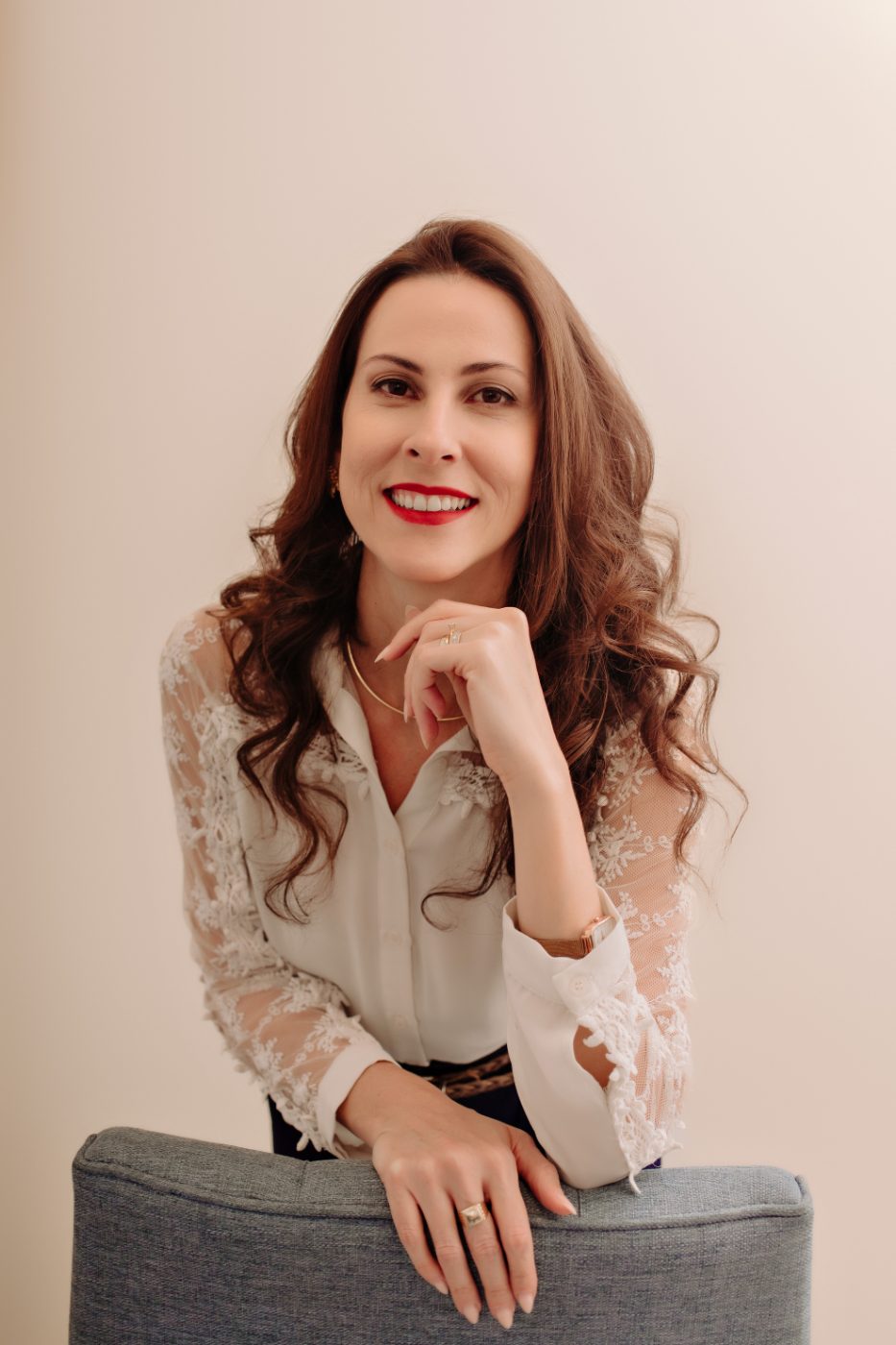 Nathália Silluzio sorrindo